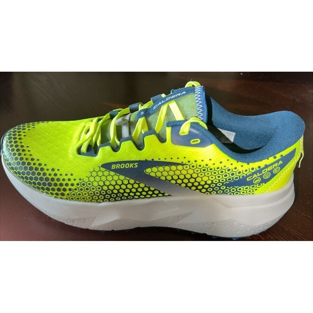 Brooks Caldera 6 Trail MensRunning Shoes Size 12.5 Yellow Navy Blue White 110379