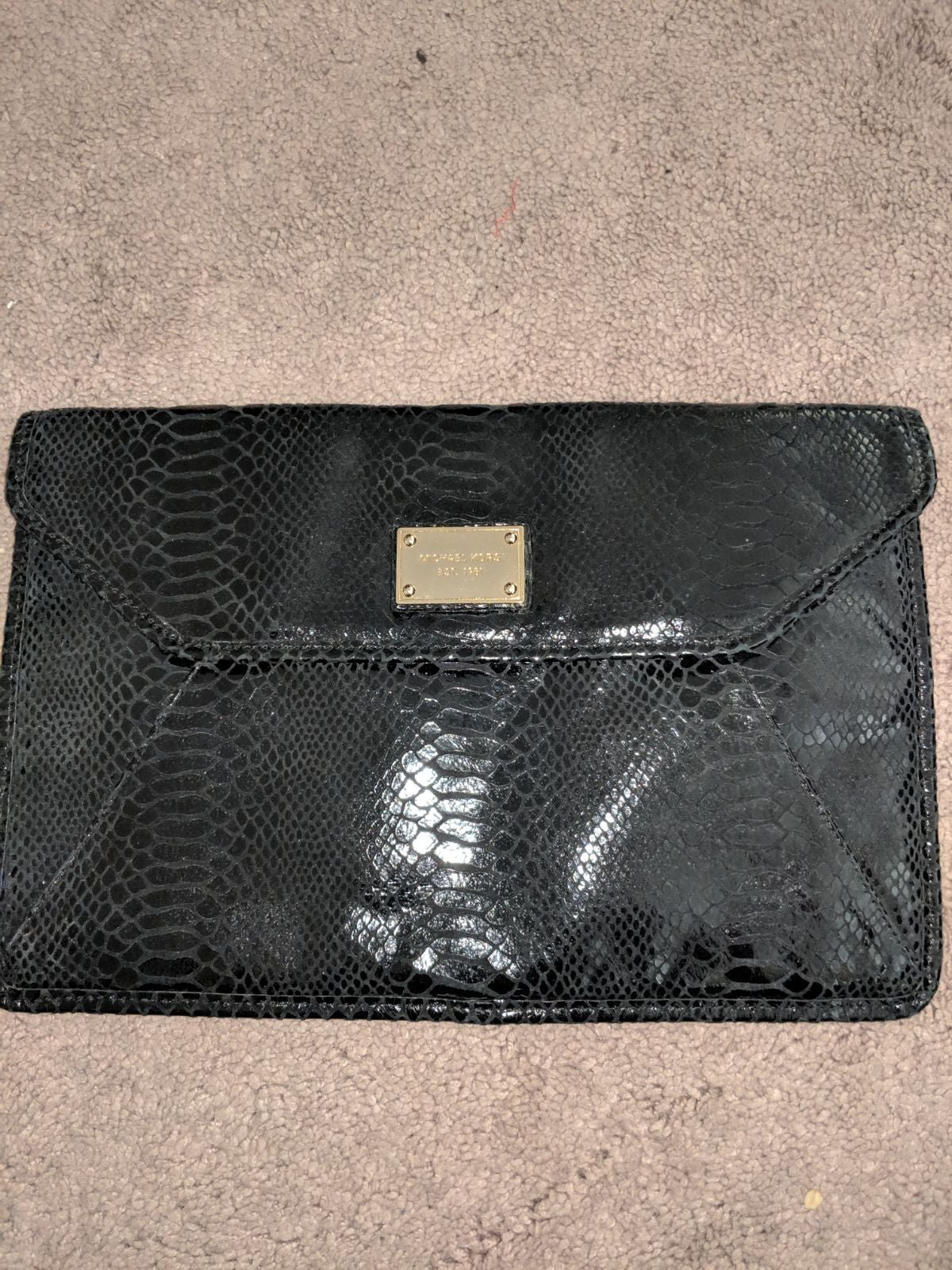 Authentic MICHAEL KORS black clutch