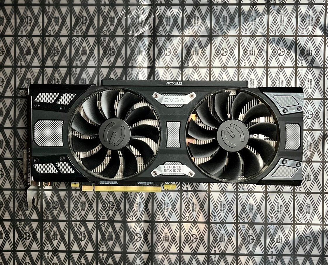 EVGA GeForce GTX 1070 SC GAMING, 08G-P4-6173-KR, 8GB GDDR5, ACX 3.0 & LED