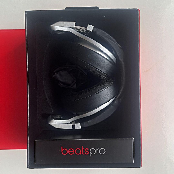 Beats by Dr. Dre - Monster Beats Pro Headphones - Black