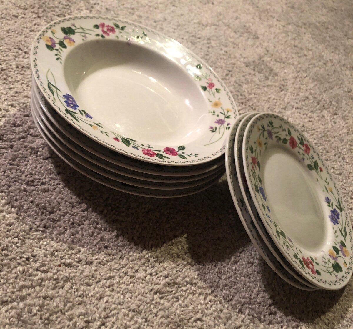 Bundle farberware english garden 8 pieces 6-8.5” soup bowl & 3-7.5” bread plates