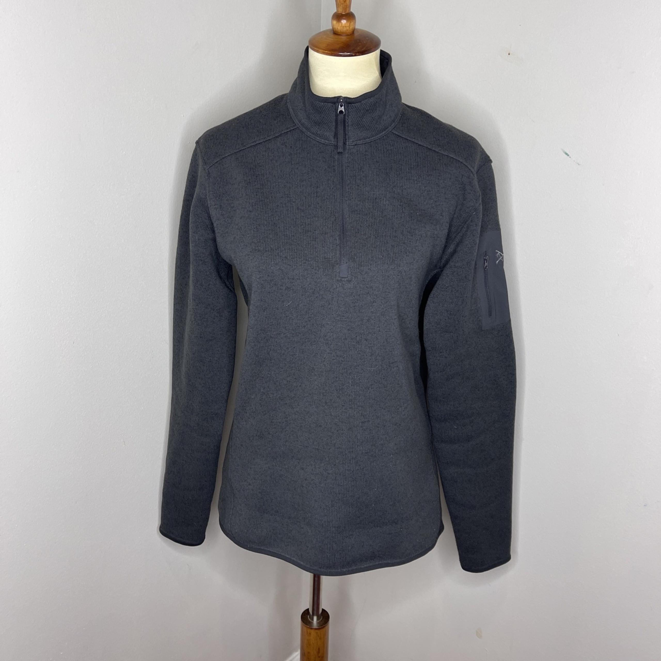 Arcteryx Covert 1/2 Zip Mens Jacket Fleece Charcoal Gray Sweater Medium