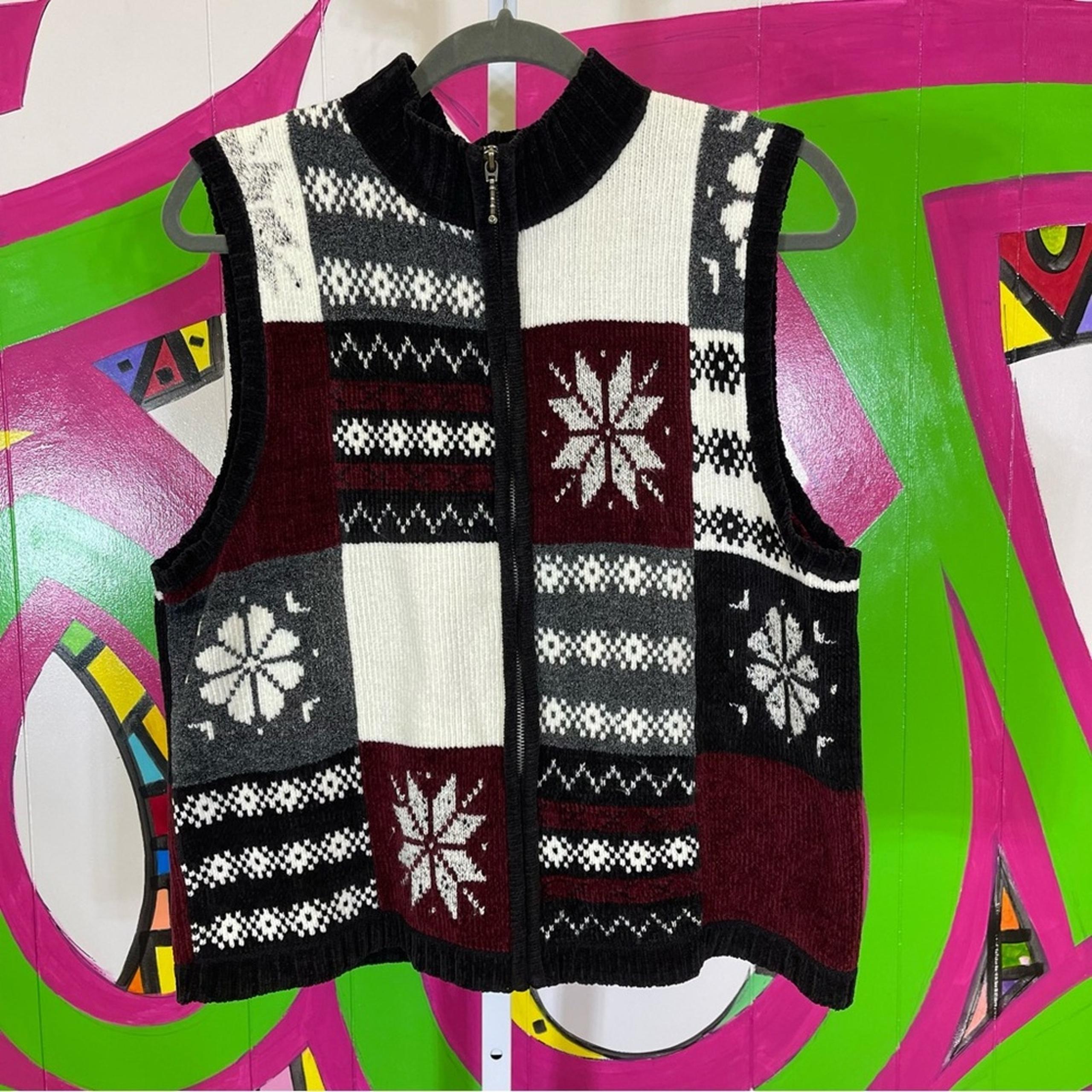 Christopher & Banks, Acrylic Patchwork Style Knit Vest. Size Large.