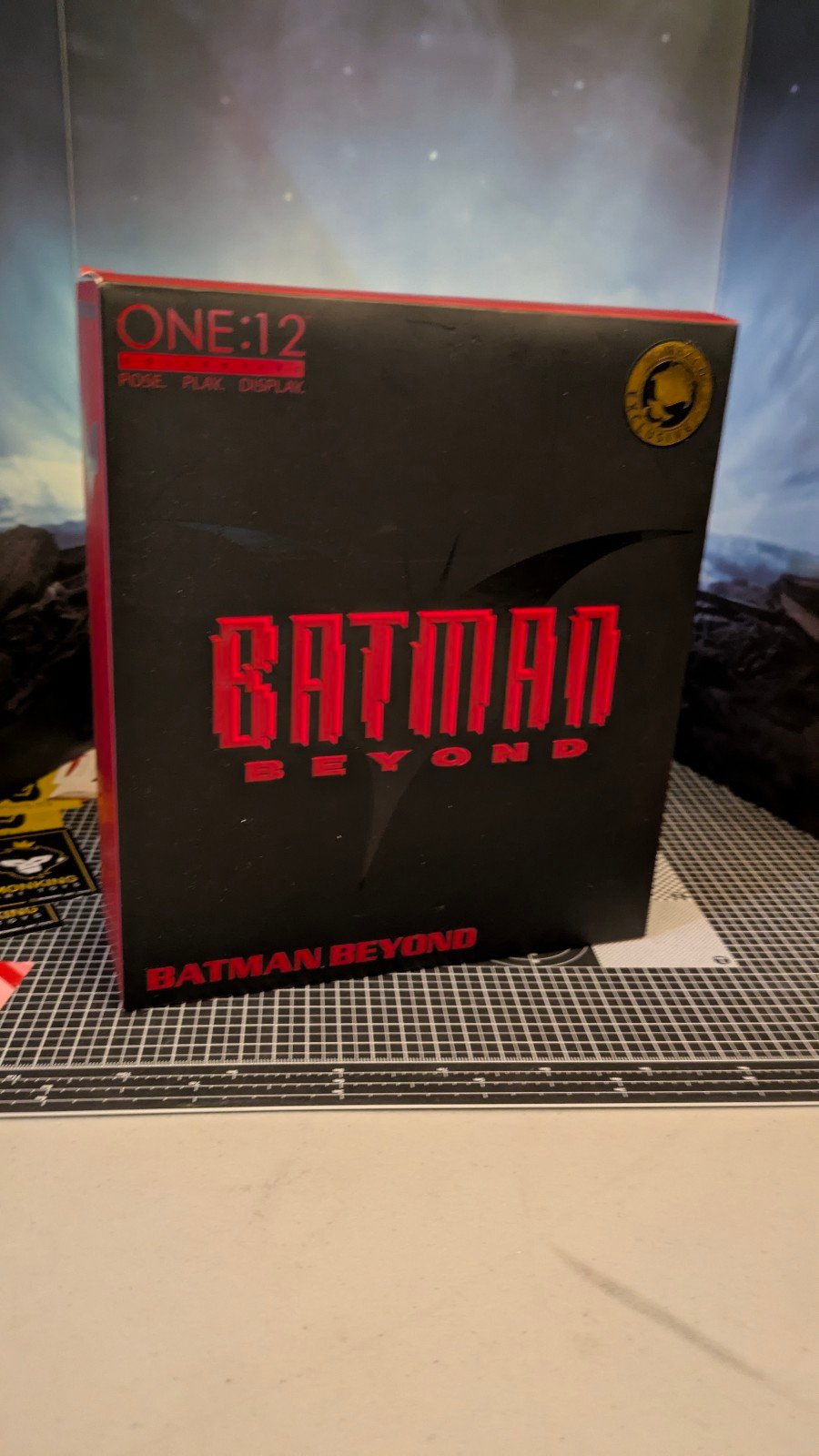 Mezco Batman Beyond Action Figure