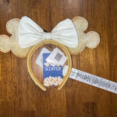 Disney Loungefly Minnie Mouse beignet ears
