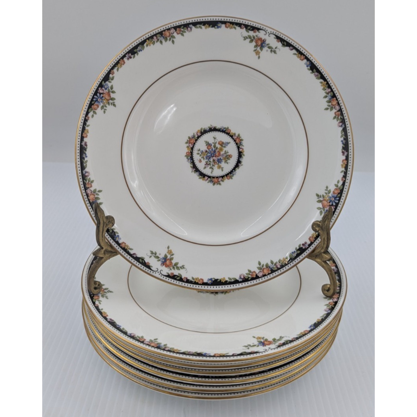 Wedgwood Osborne Salad Plate Set of 7 Plates 8-1/8 England R4699
