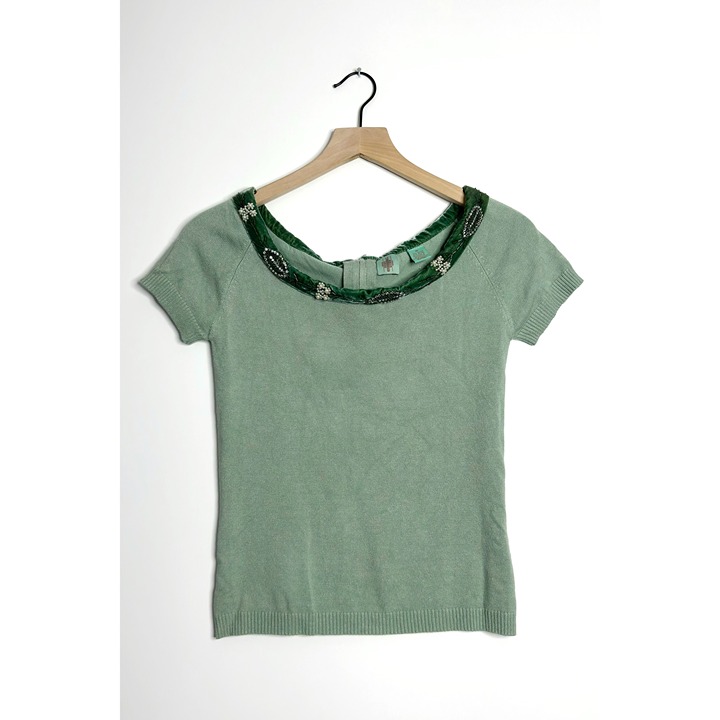 ANTHROPOLOGIE Monogram Beaded Short Sleeve Sweater Velvet Trim Green size Medium