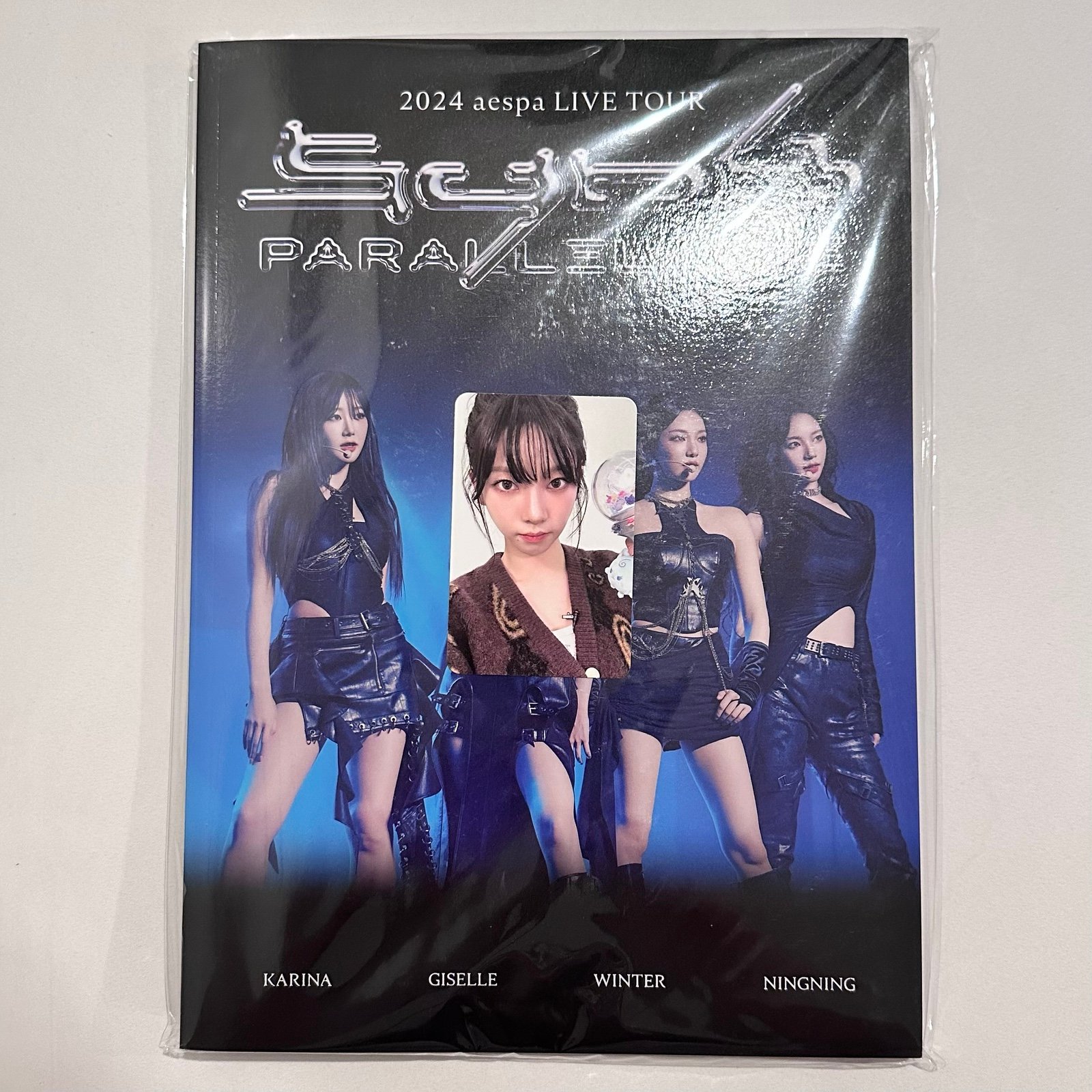 aespa 2024 LIVE TOUR 'SYNK :PARALLEL LINE' CONCERT Photo Book Karina Photocard