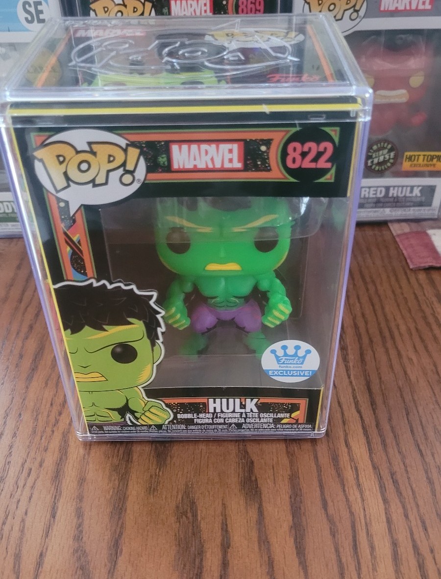 2021 vaulted Hulk (Blacklight) edition funko shop exclusive with hard stack
