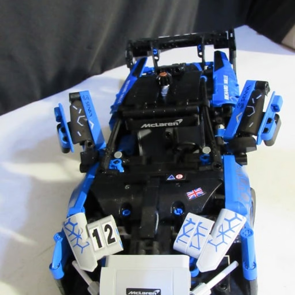 LEGO TECHNIC MCLAREN SENNA GTR (Newly) BUILT