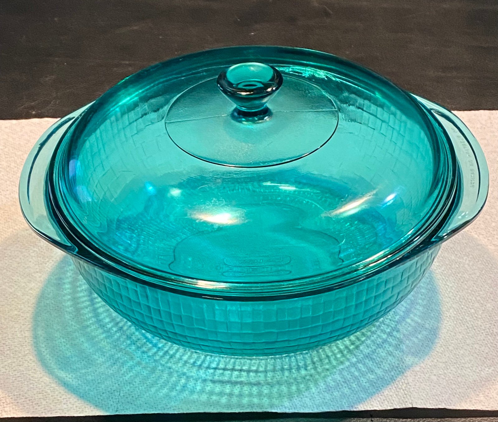Pyrex Basketweave Casserole Bowl & Lid Teal