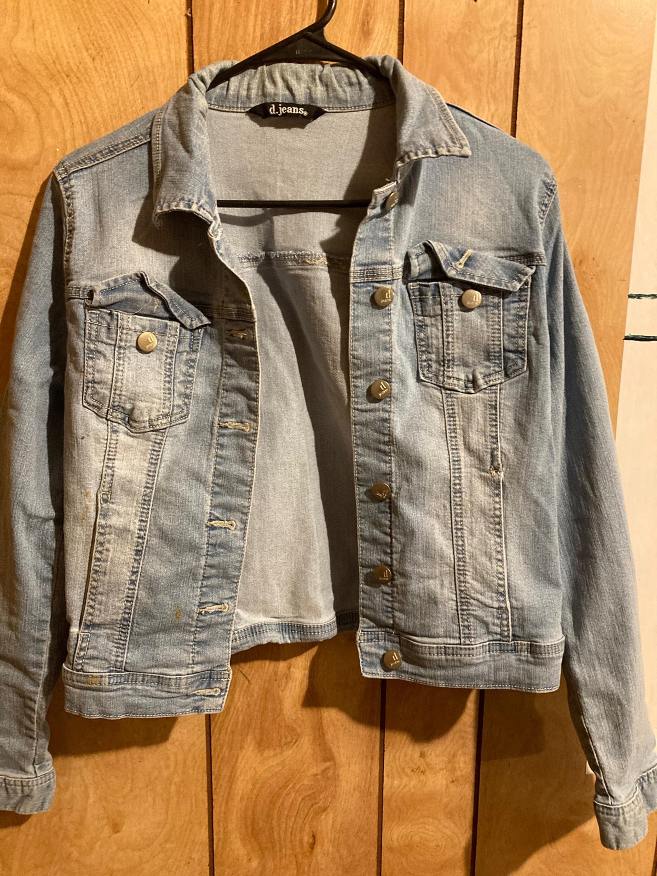 d. jeans Sz Medium Jean Jacket