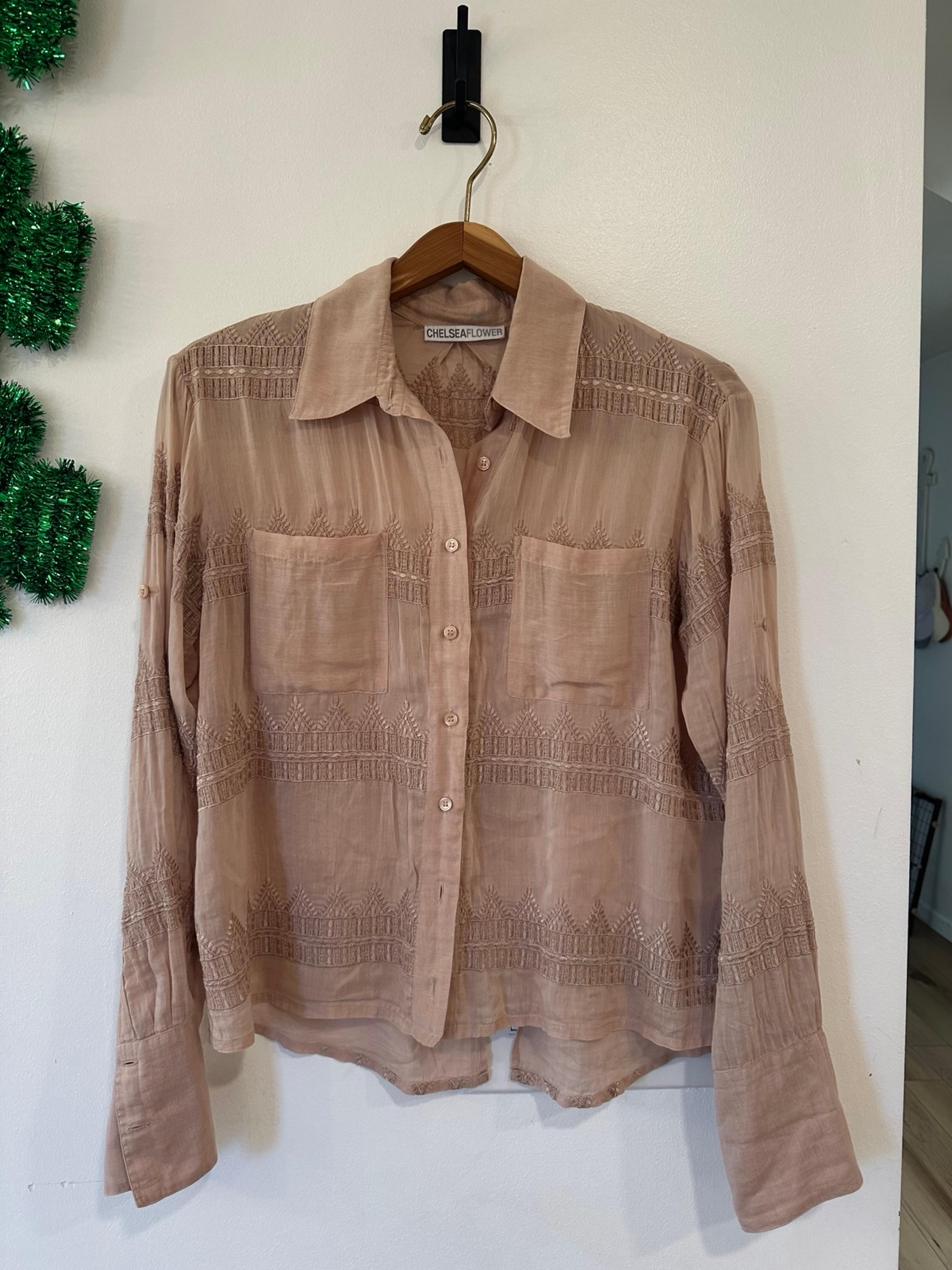 Chelsea Flower Crochet Women’s Silk Like Long Sleeve Button Blouse Dusty Pink