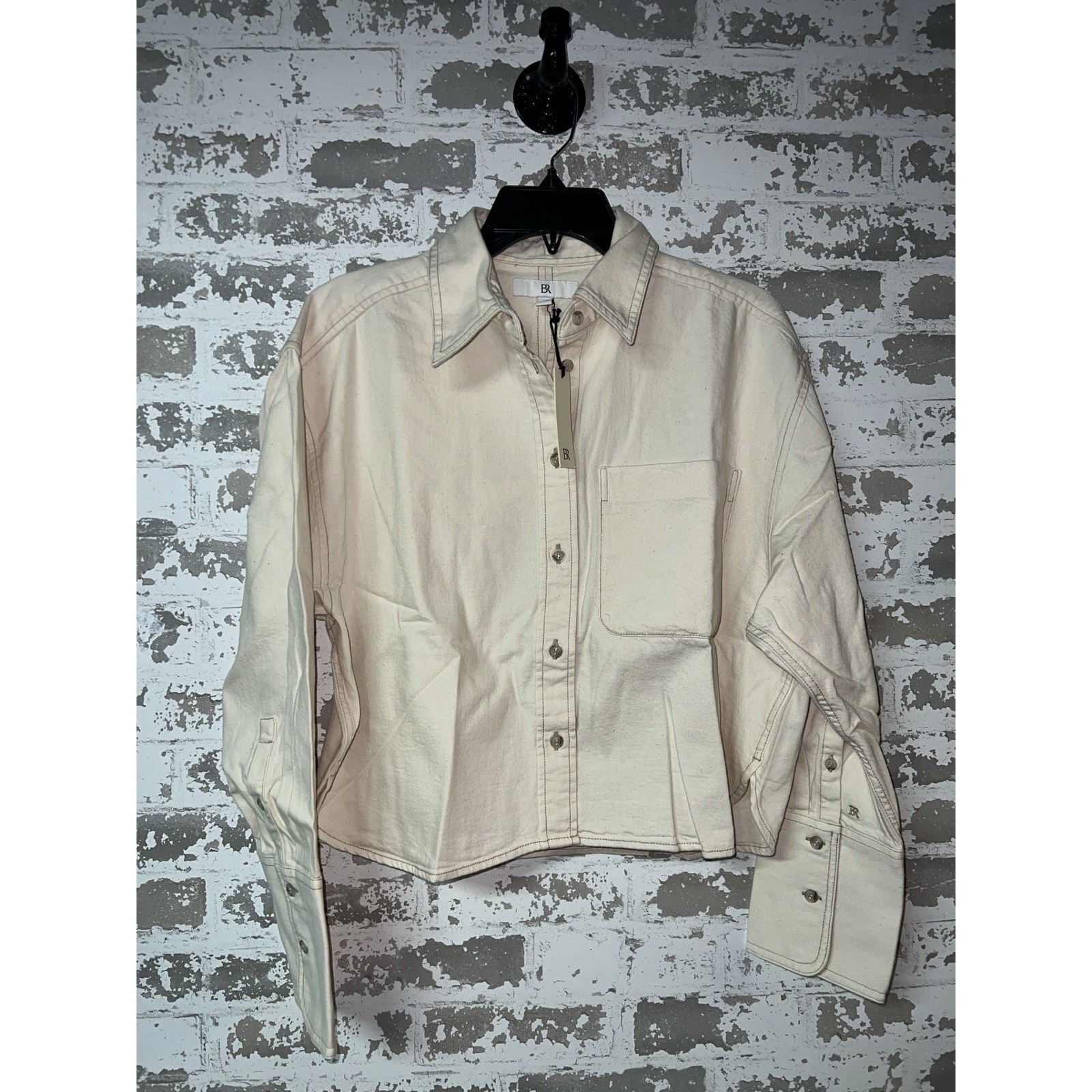 NWT! Banana Reppublic The Boxy Crop Denim Shirt Ecru Size Medium 85