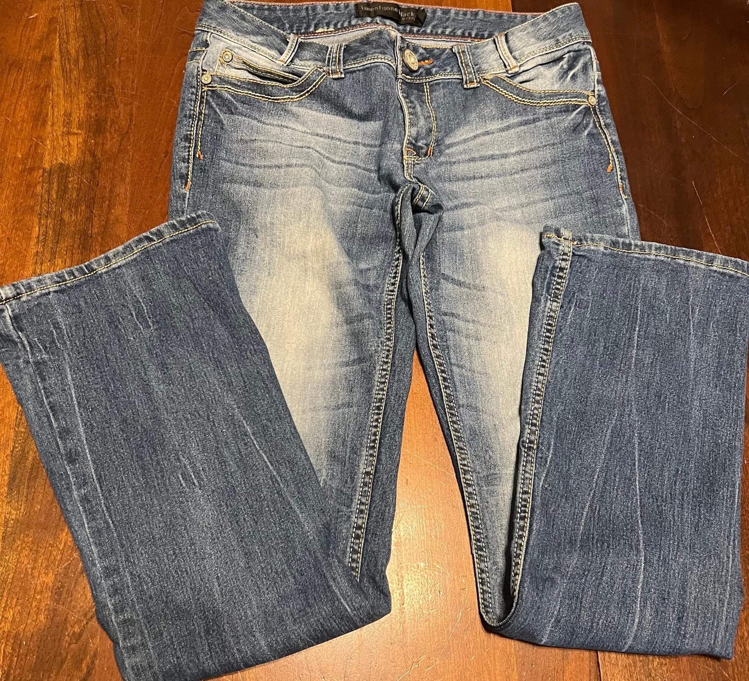 Misses  9/10 Reg. Slim Boot Twenty one Black By Rue 21 Arianna denim jeans.