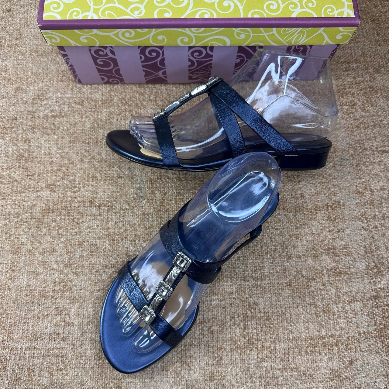 item photo #1