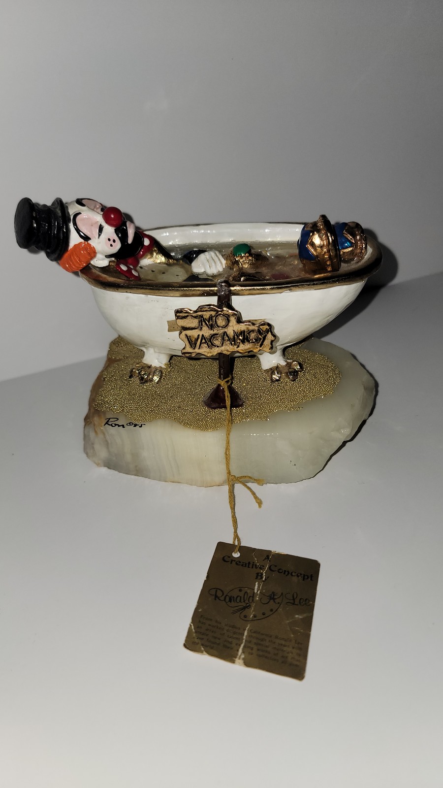 Ron Lee 1985 Whriskers Bathing
