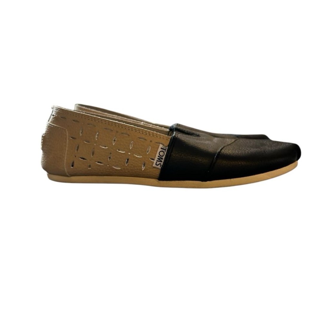 TOMS Leather Slip On Shoes Size 6.5
