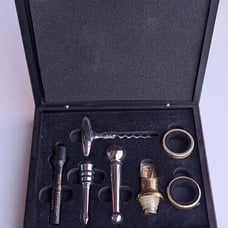 Blackstone Seven Piece Wine Connoisseur Accessories Set. SH.