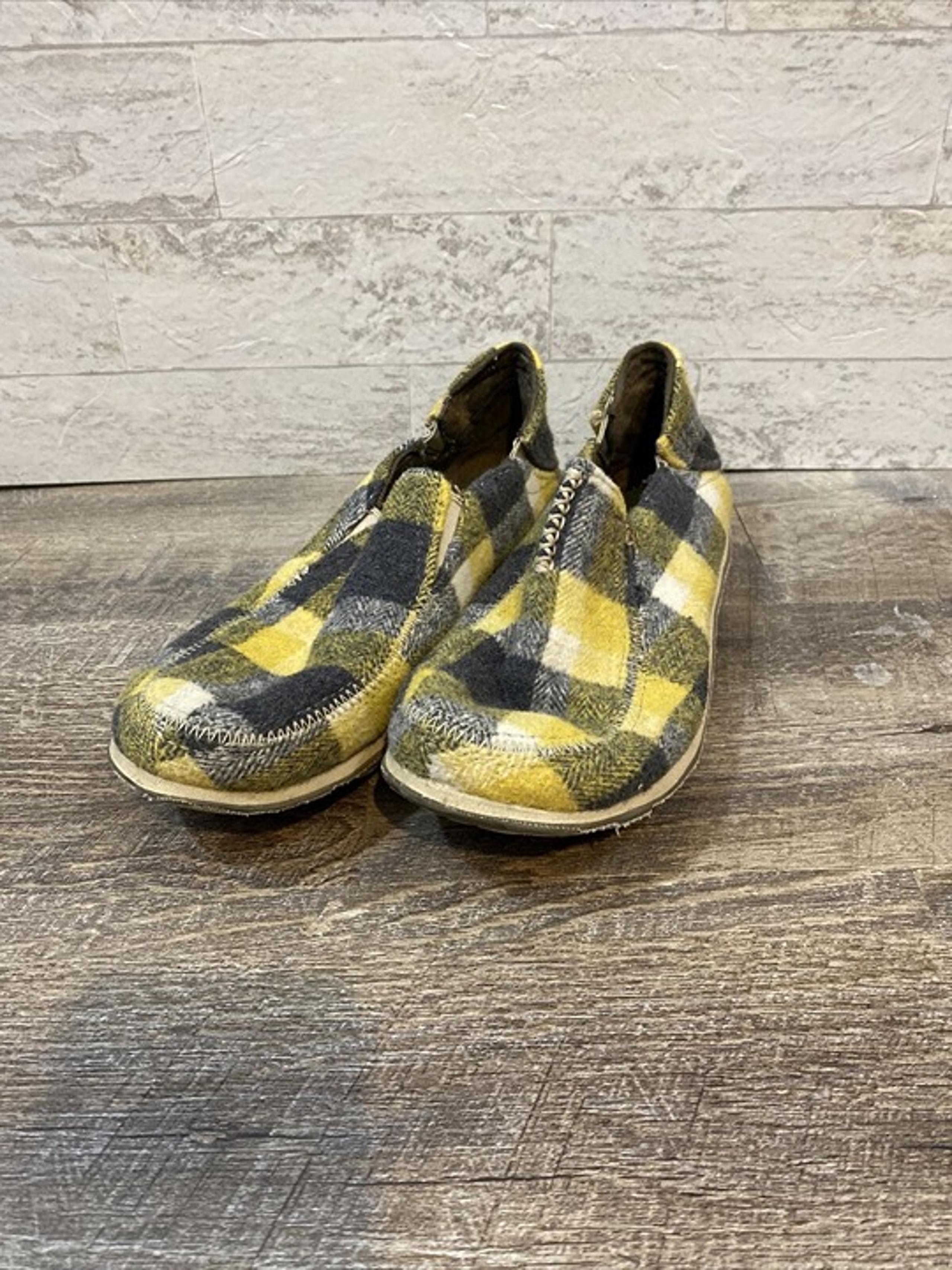 Cushe Surf Slipper Loafer Shoes Tartan Plaid UW00508 Womens Size 9 Yellow Gray