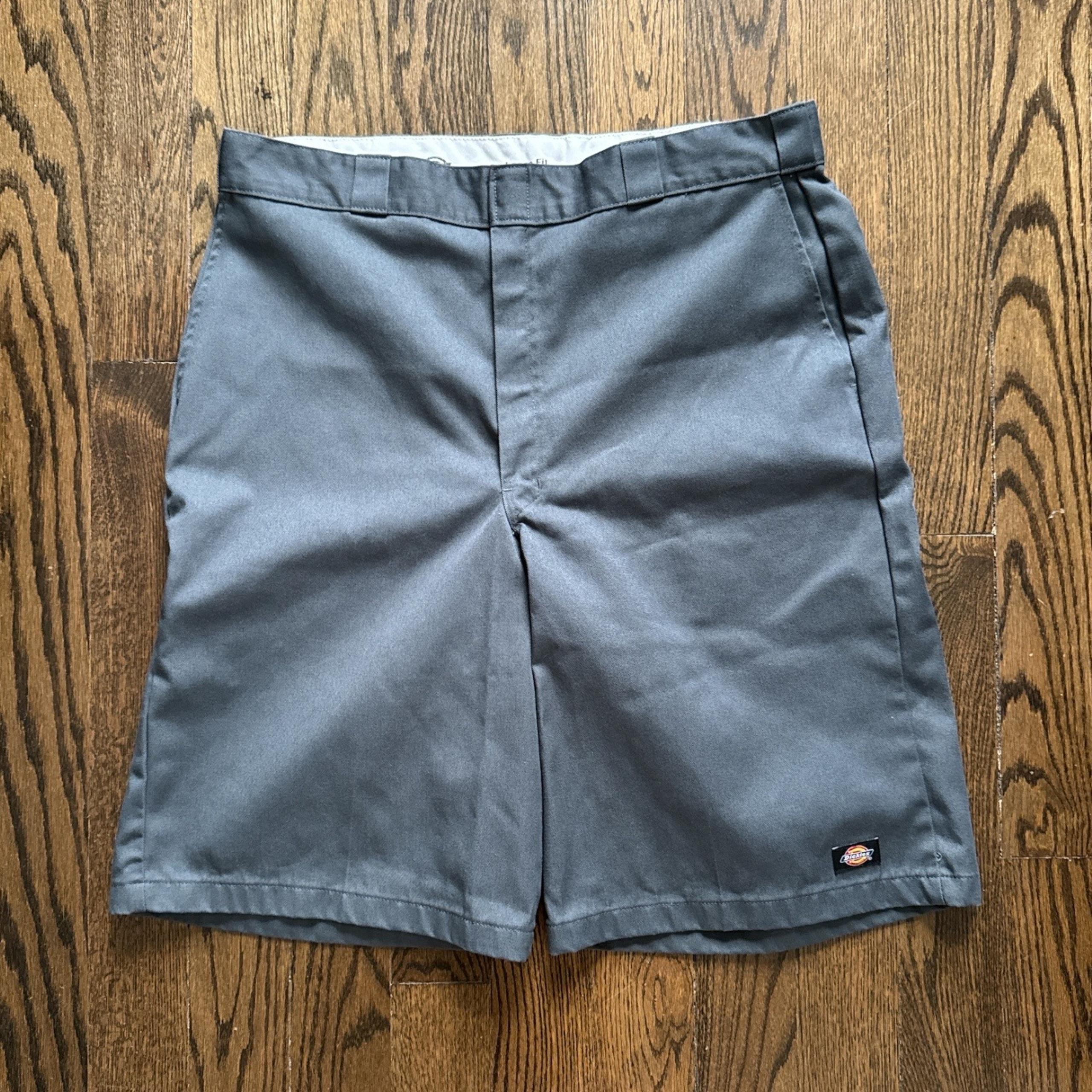 Dickies Loose Fit Work Shorts Gray Casual Everyday Men's Size 40 Skater Classic