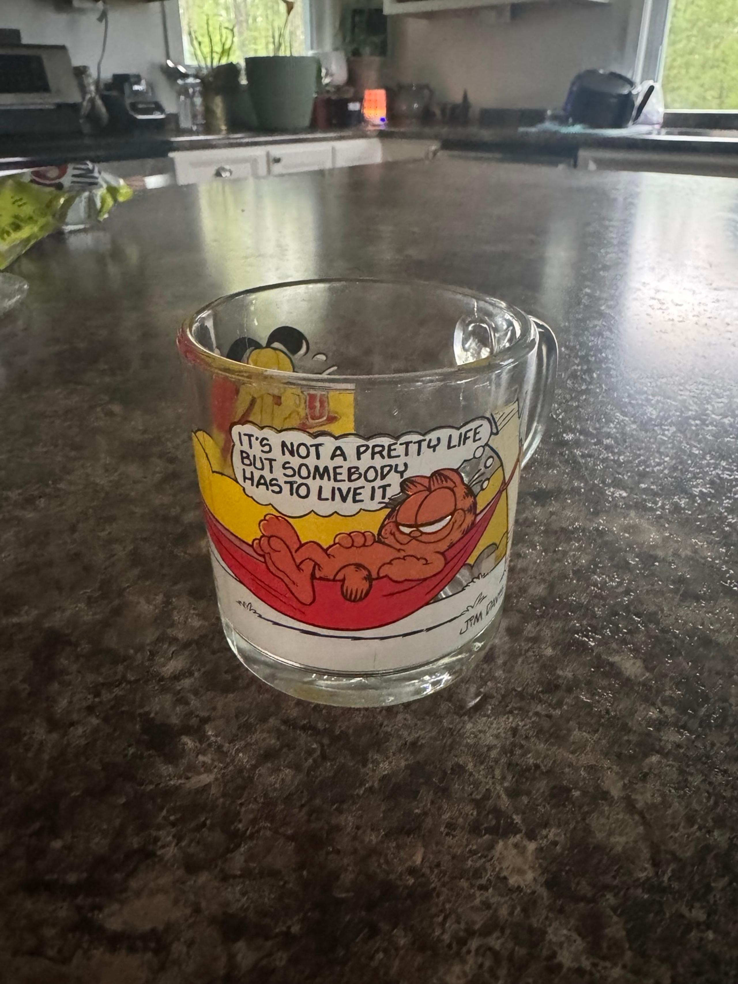 VINTAGE MCDONALDS CUP GLASS GARFIELD