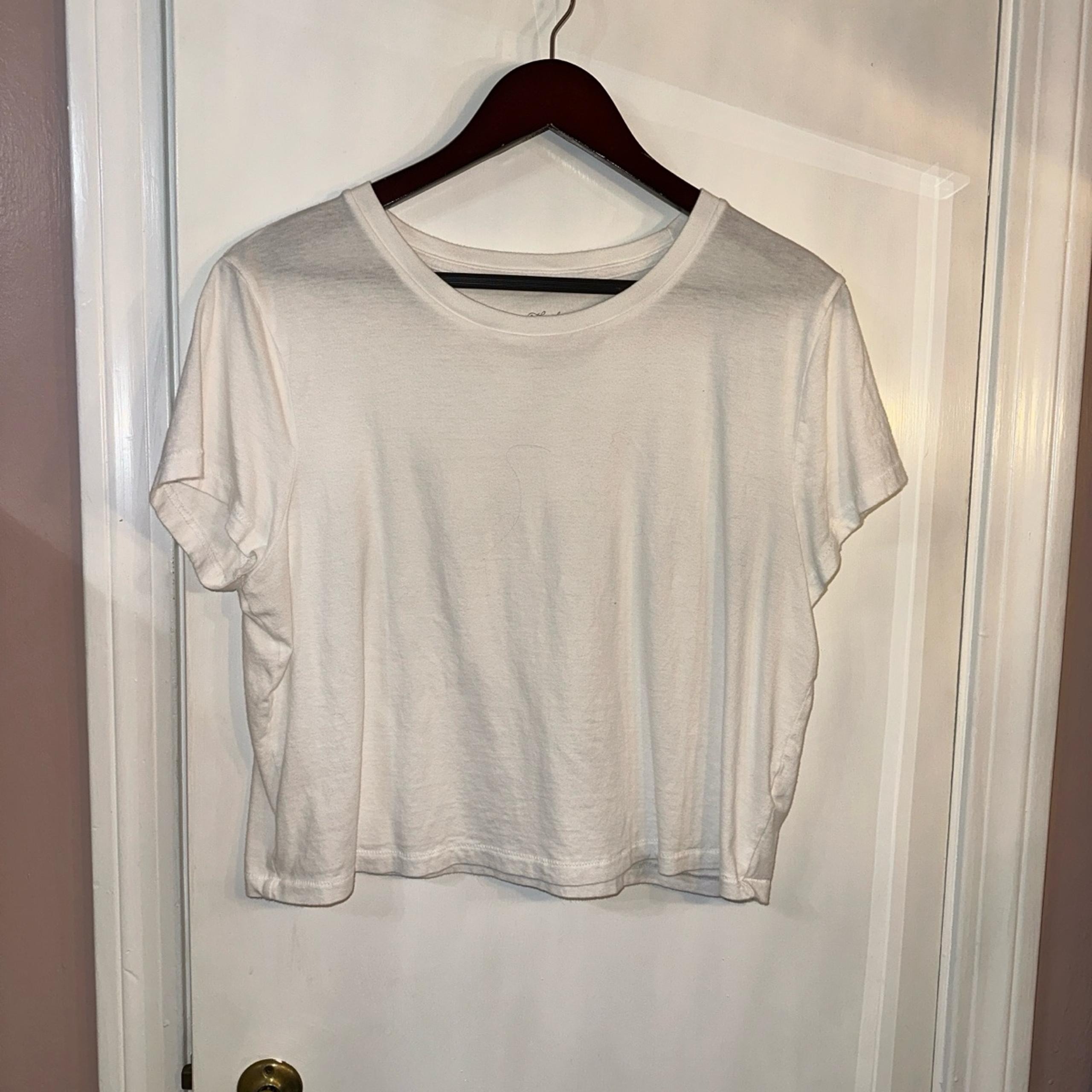 Universal Thread Cropped T-Shirt