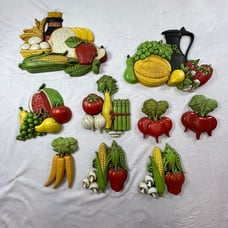 Syroco Vegetable Wall Hangings Farmhouse Fruit Bread Corn Vintage Set of 9