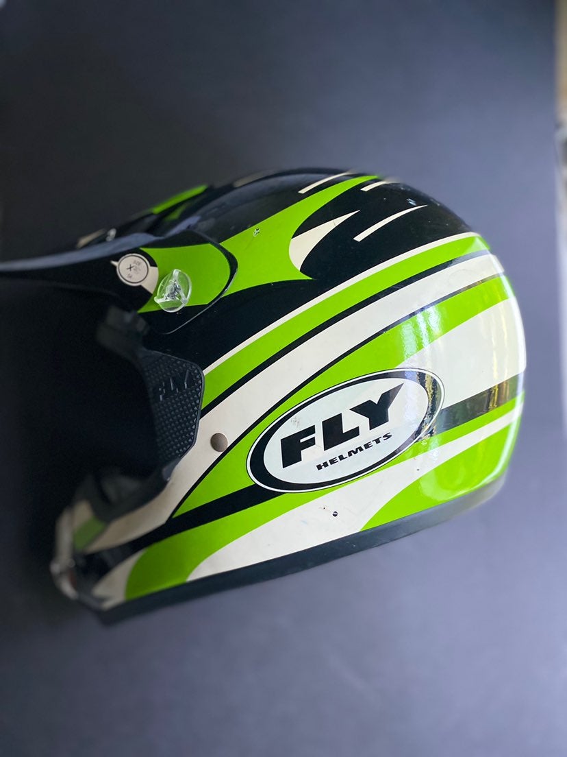 Fly helmet
