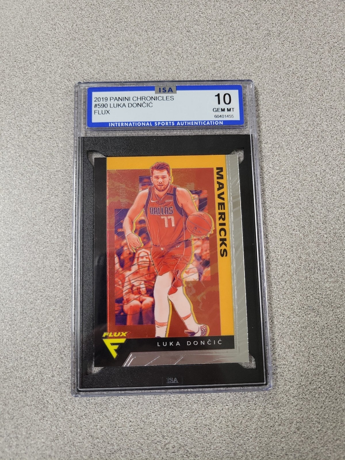 2019 Panini Luka Doncic Chronicles Flux ISA 10 GEM MT
