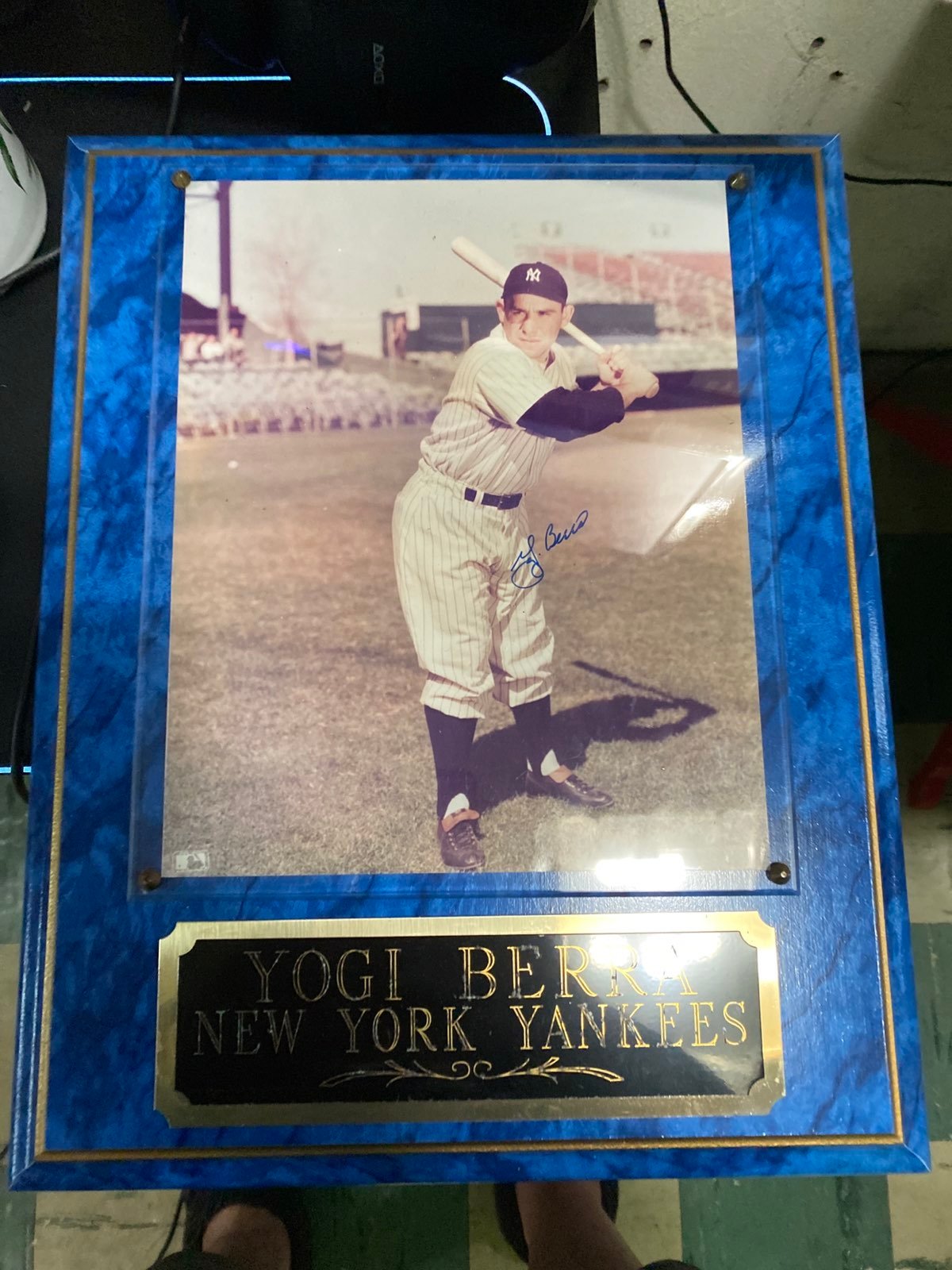 Yogi Berra signed picture