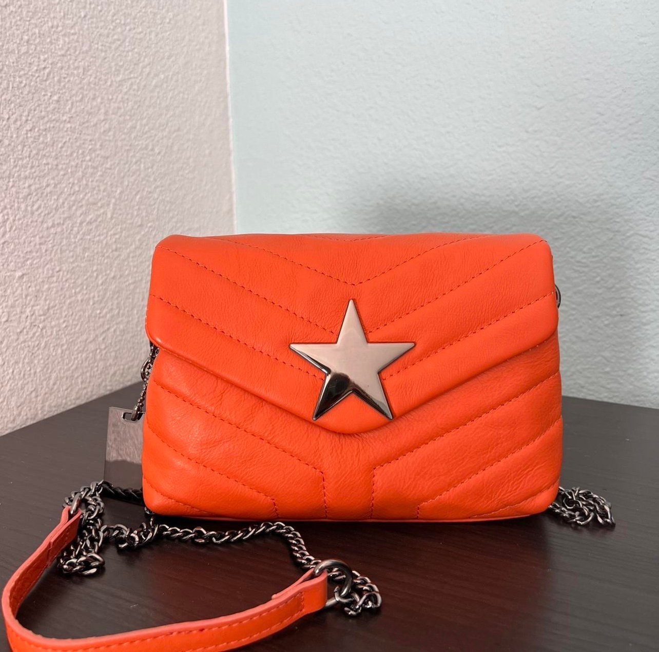 Crossbody handbag