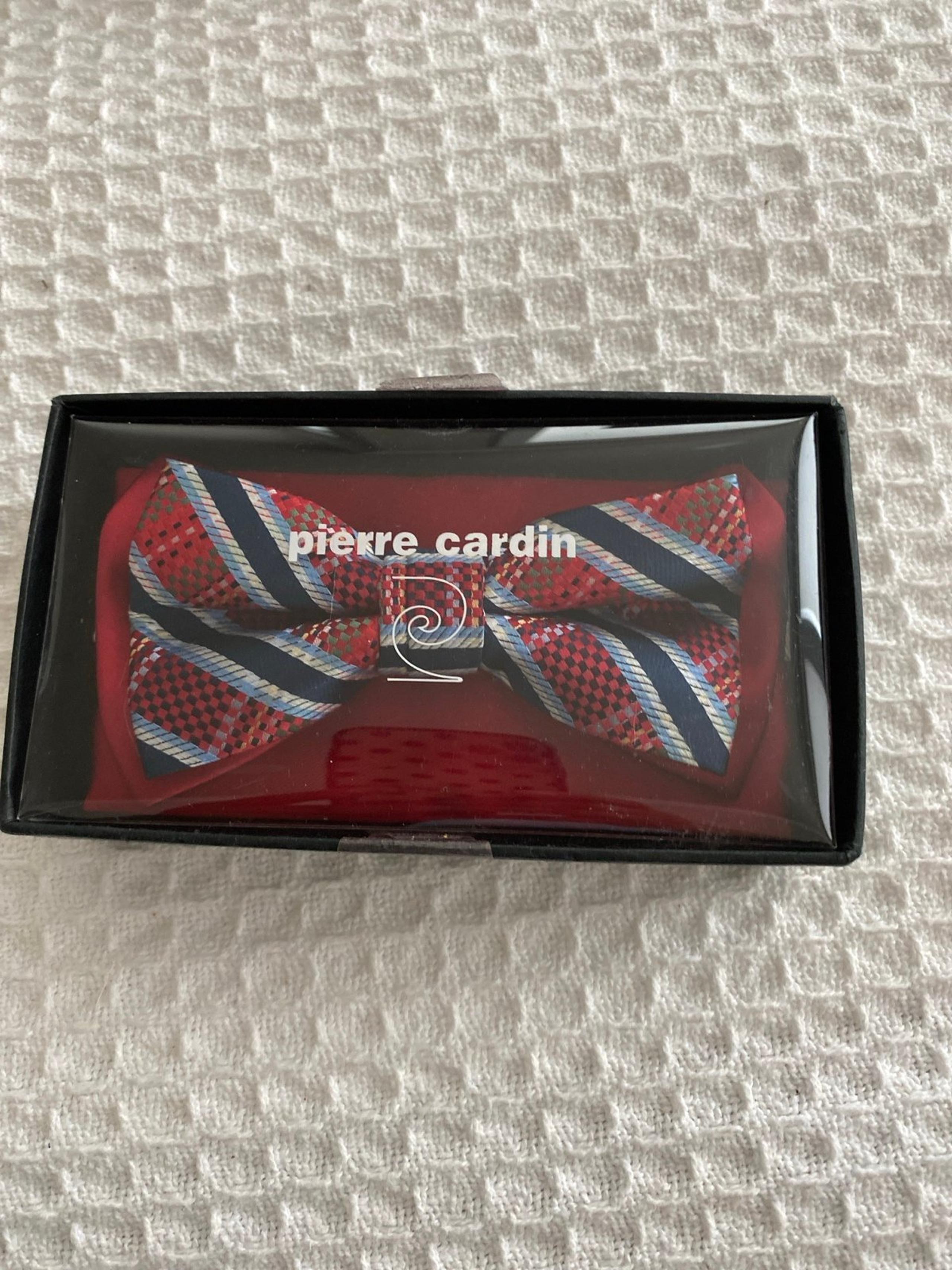 New-Pierre Cardin Men’s Red Bowtie set