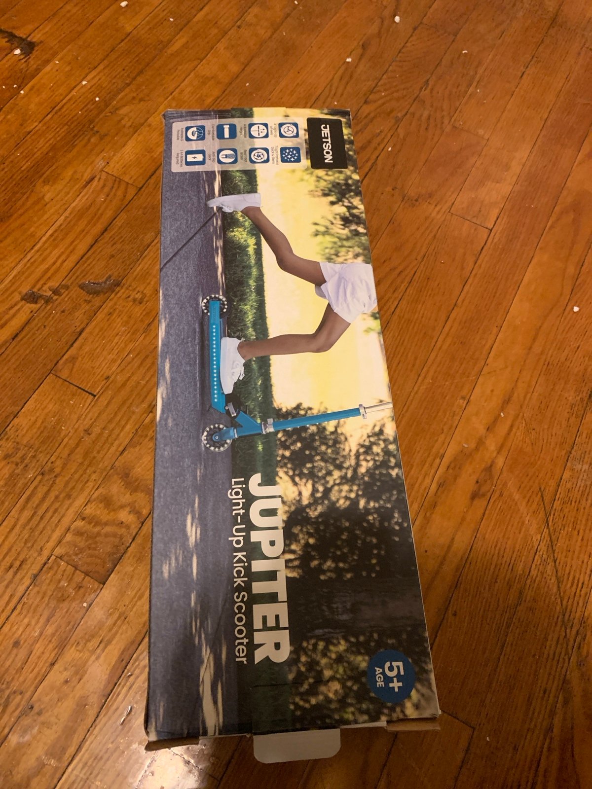 Jupiter light-up kick scooter