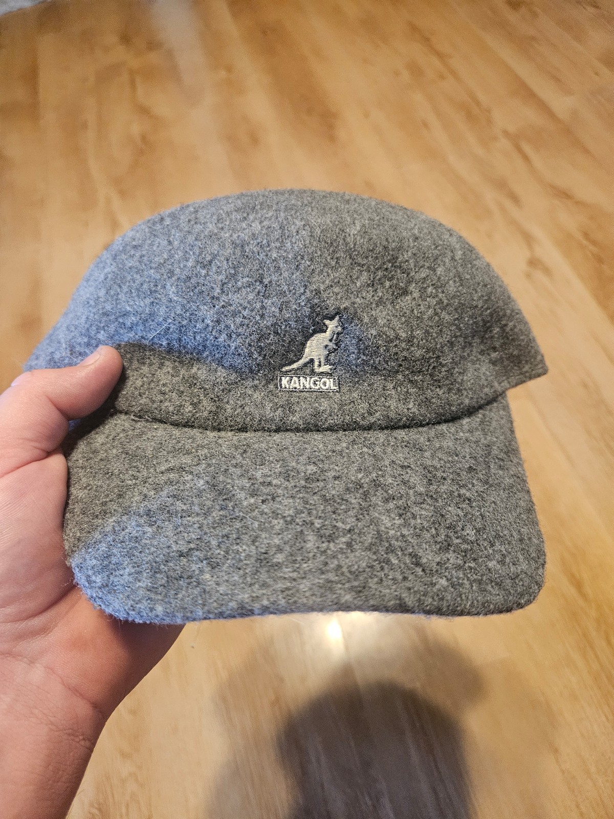 Nwt kangol 504 wool flexfit hat size small