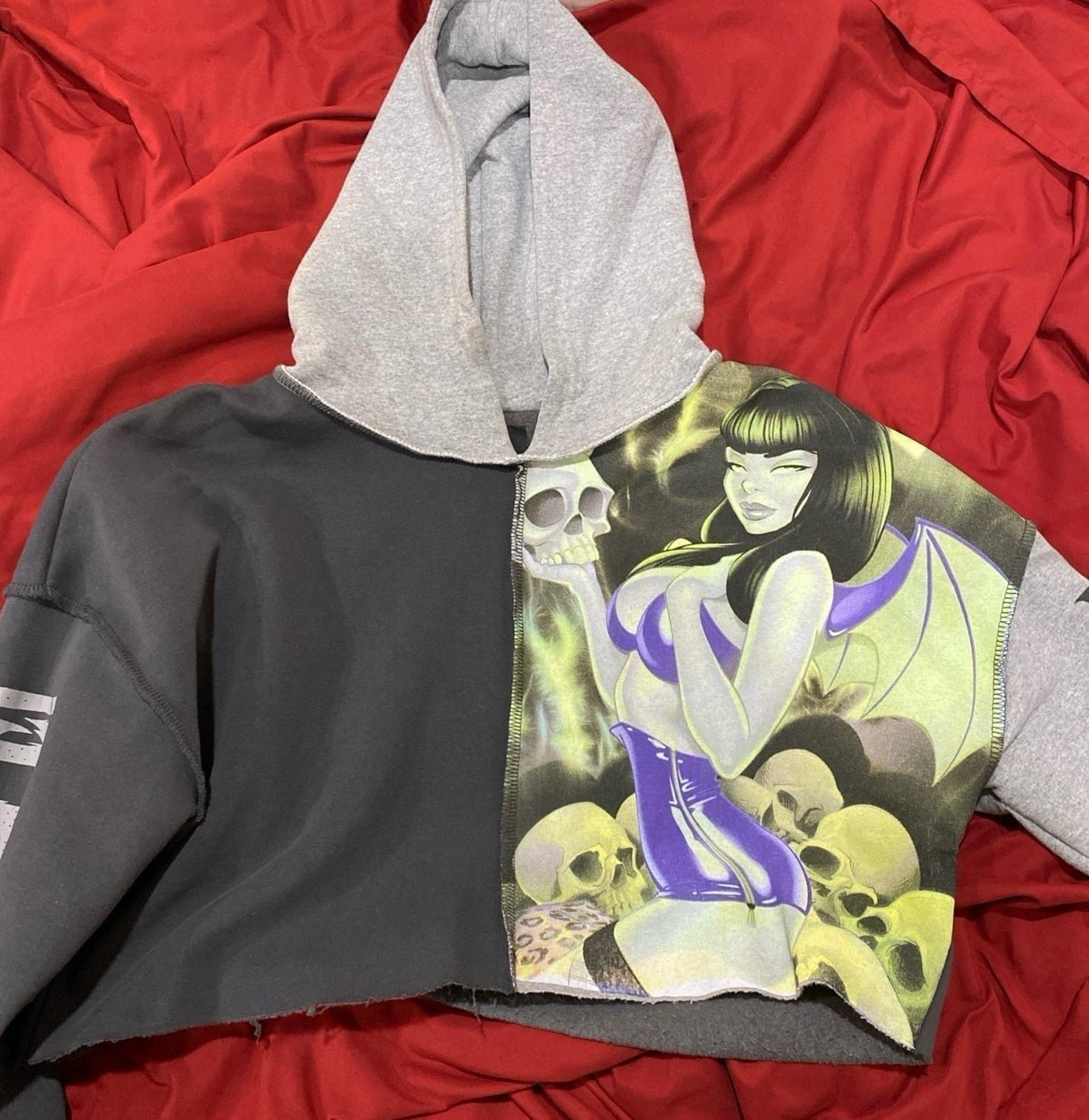 zumiez cropped hoodie