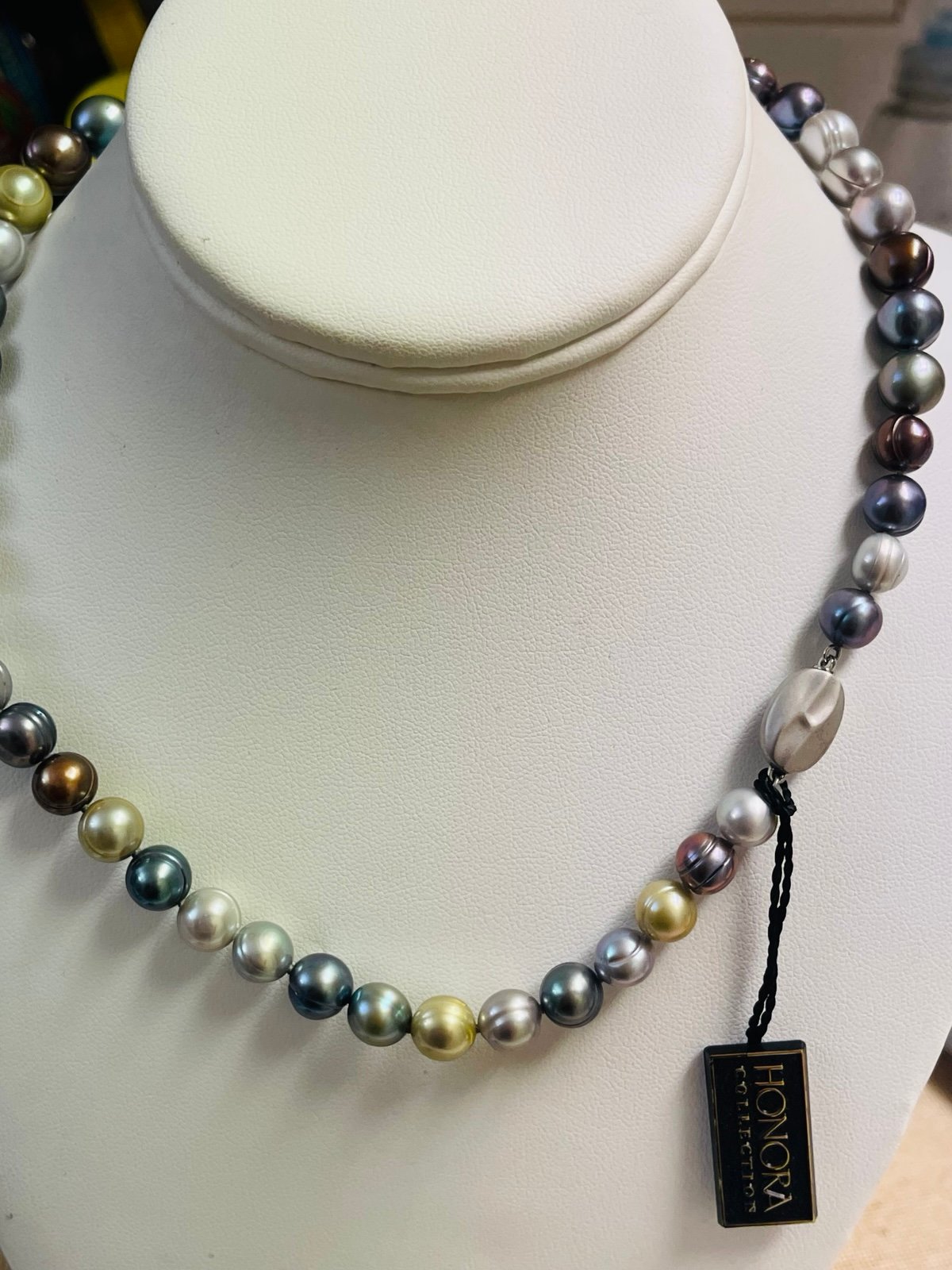 Honora Collection Multicolor Cultured Pearl Graduated Sterling Clasp Necklace.