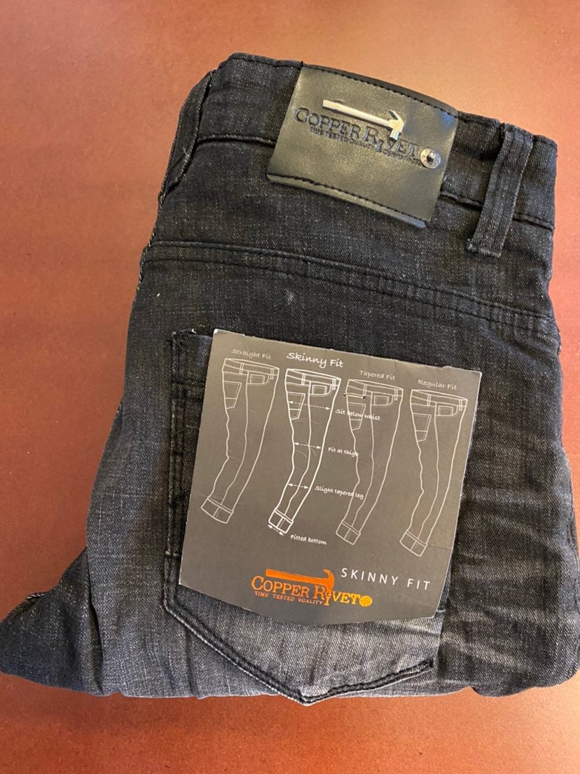 COPPER RIVET BLACK JEANS WITH RIPS