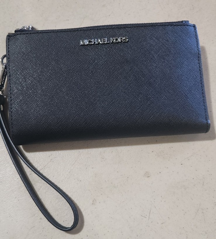Michael Kors Wristlet Leather Smartphone Wallet