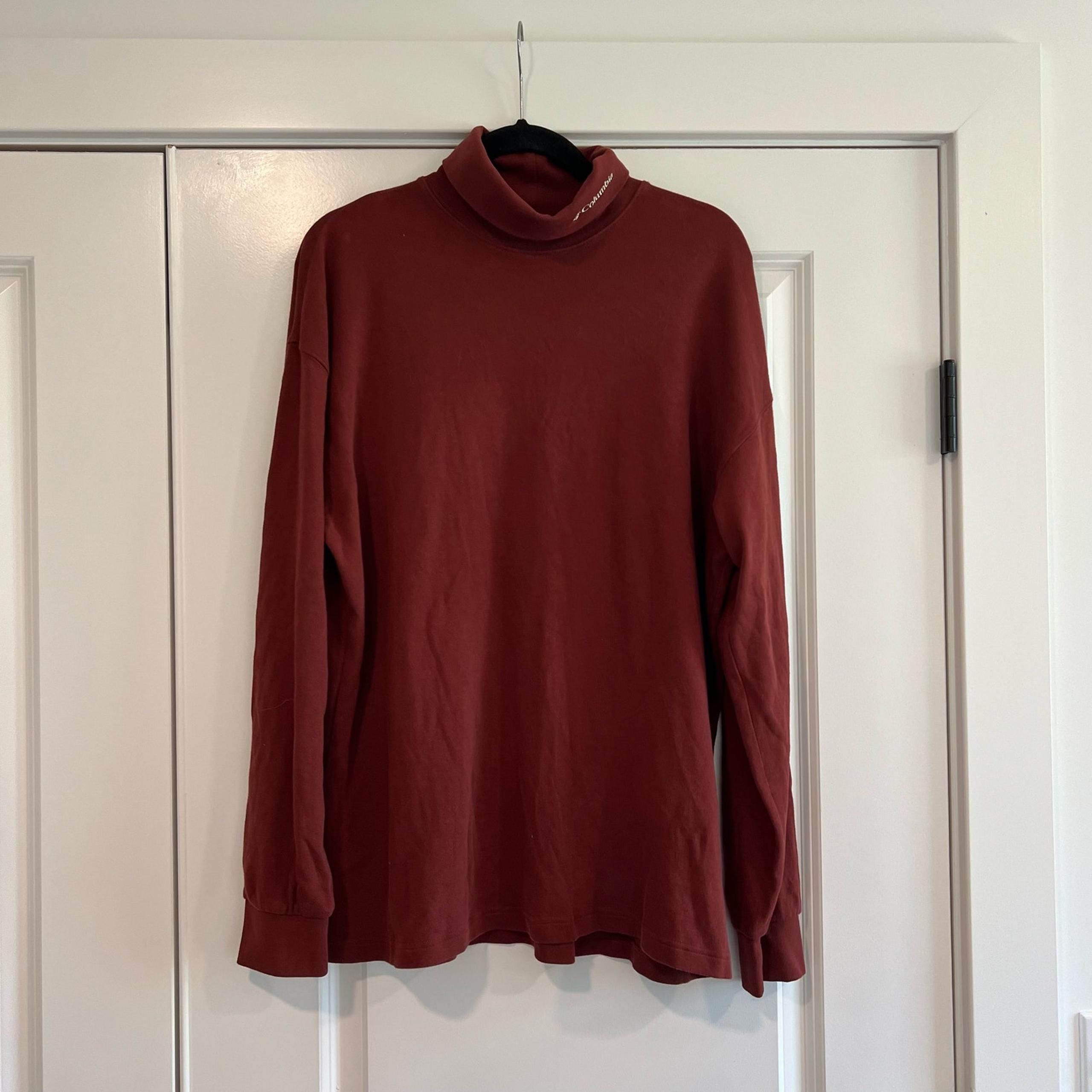 Vintage Men's Columbia Turtleneck Longsleeve Dark Red Size Large