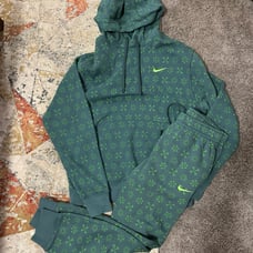 Nike Sportswear Club Fleece Monogram jogger hoodie set