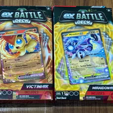 Pokemon Trading Cards - EX Battle Decks - VICTINI EX /MIRAIDON EX