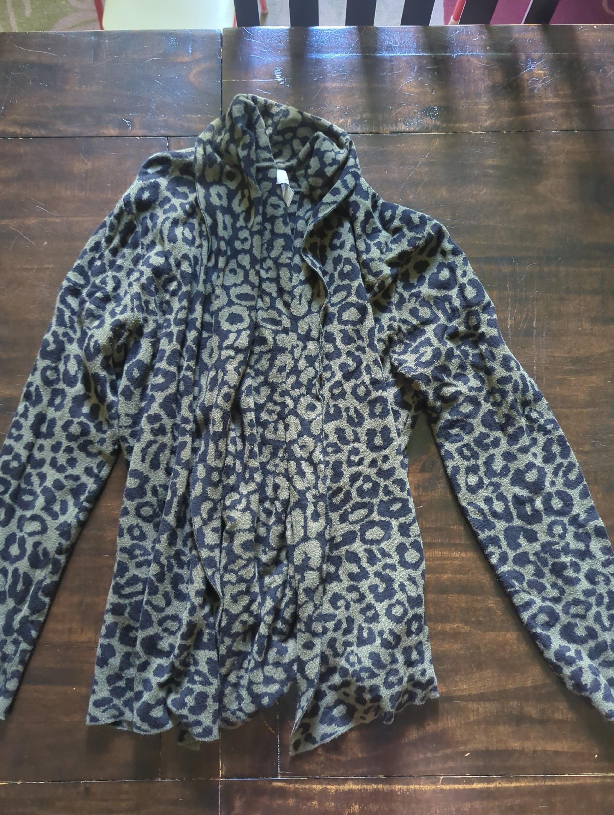 Women's cardigan