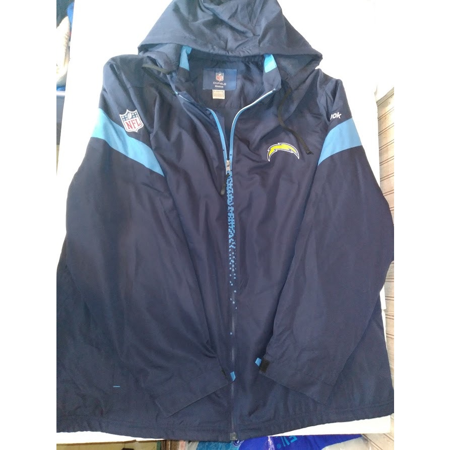 Reebok On Field NFL Chargers Windbreaker Men’s Size XL Jacket Hooded Parka Coat
