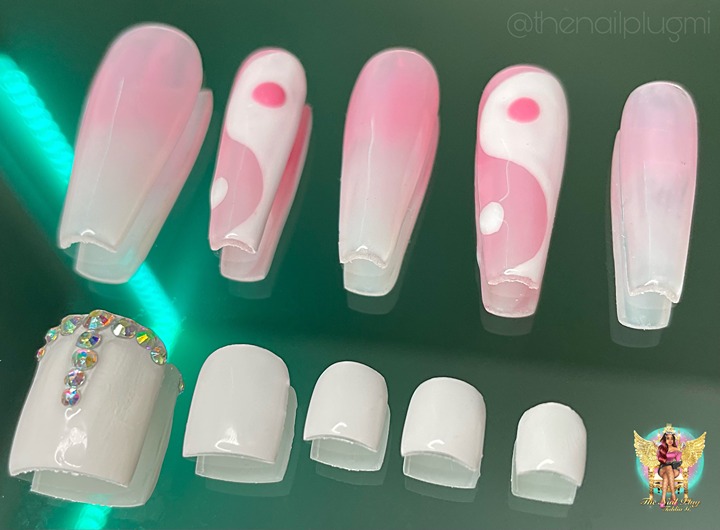 Ombré Sheer Pink & White Yin & Yang Nail Set & White Bling Big Toe Set