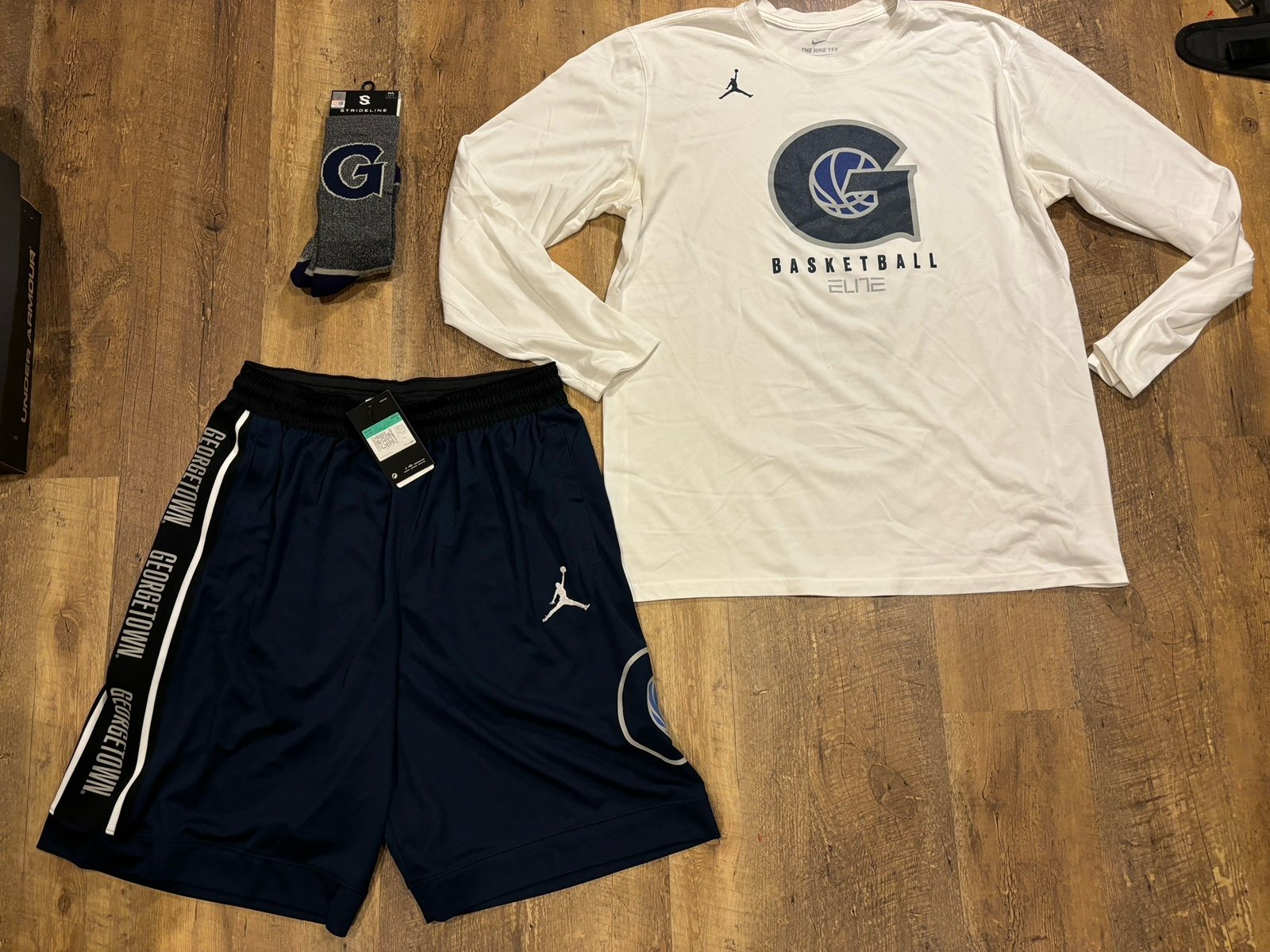 NIKE JORDAN GEORGETOWN HOYAS DRI-FIT BASKETBALL BUNDLE