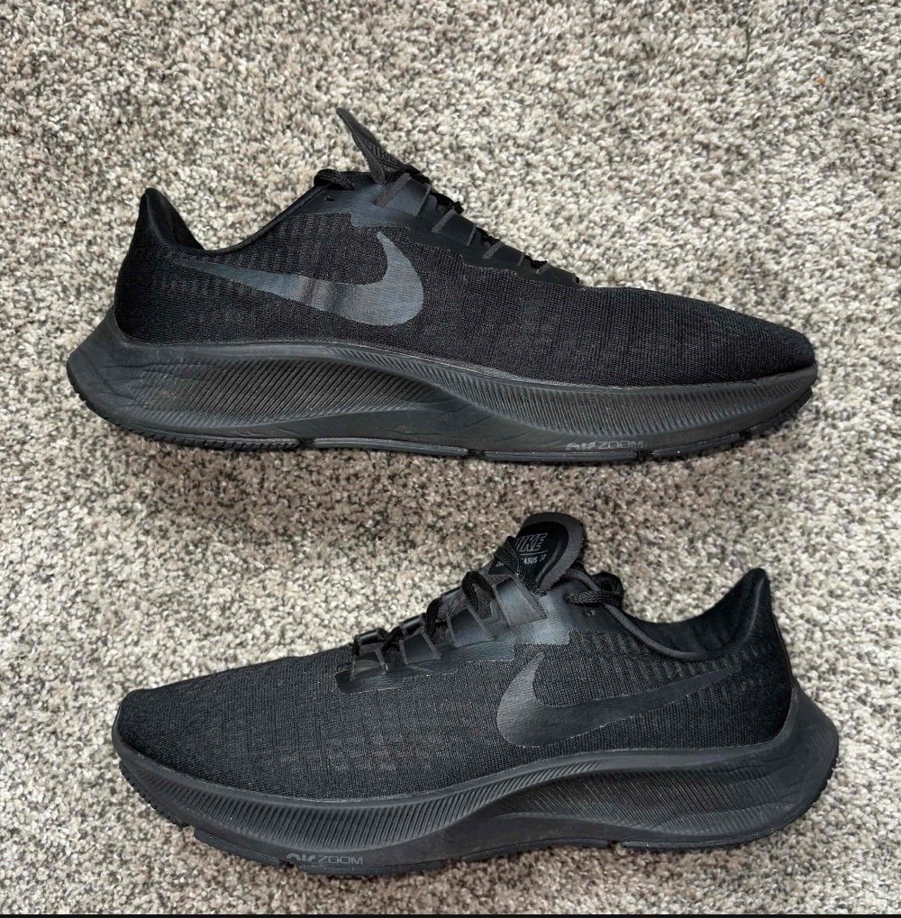 Nike Air Zoom Pegasus 37 Black Dark Grey Size 12 Men's