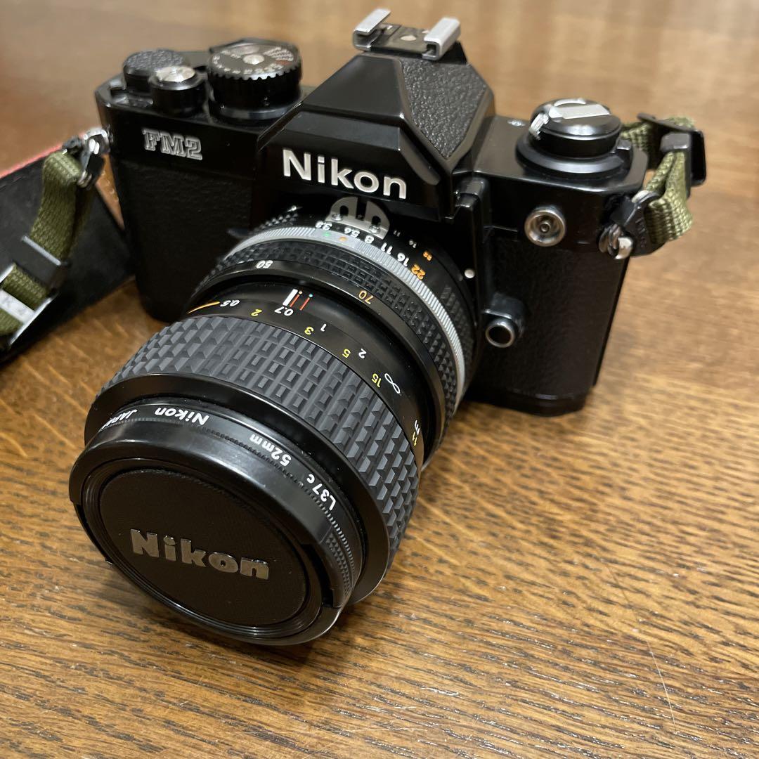 Review of Nikon AF Nikkor 35-70 mm 1: 3.3-4.5 (MKII) | Happy