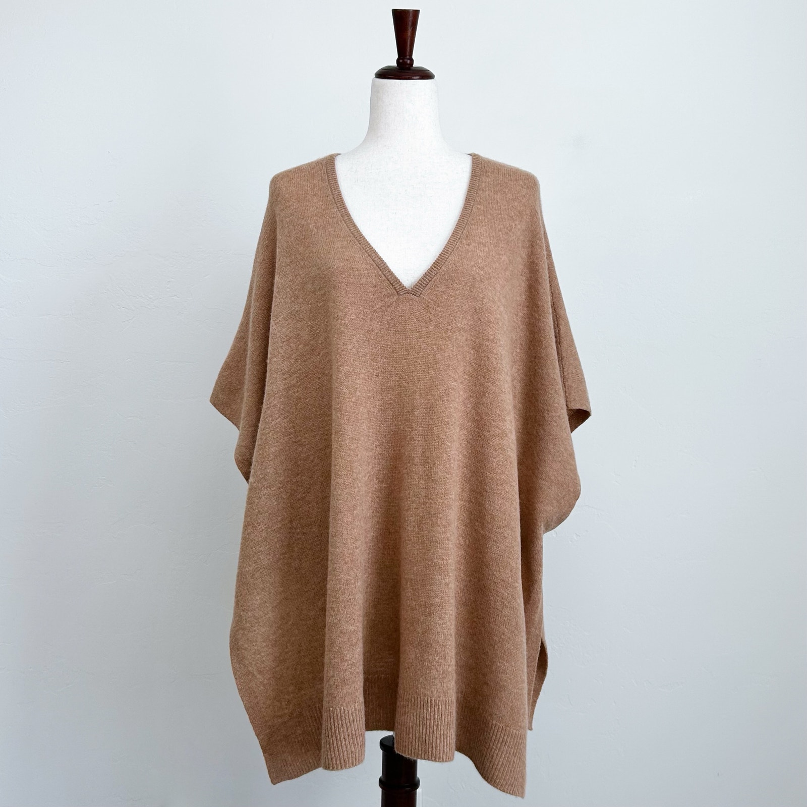 Nordstrom 100% Cashmere V-Neck Cover-Up Shawl Poncho