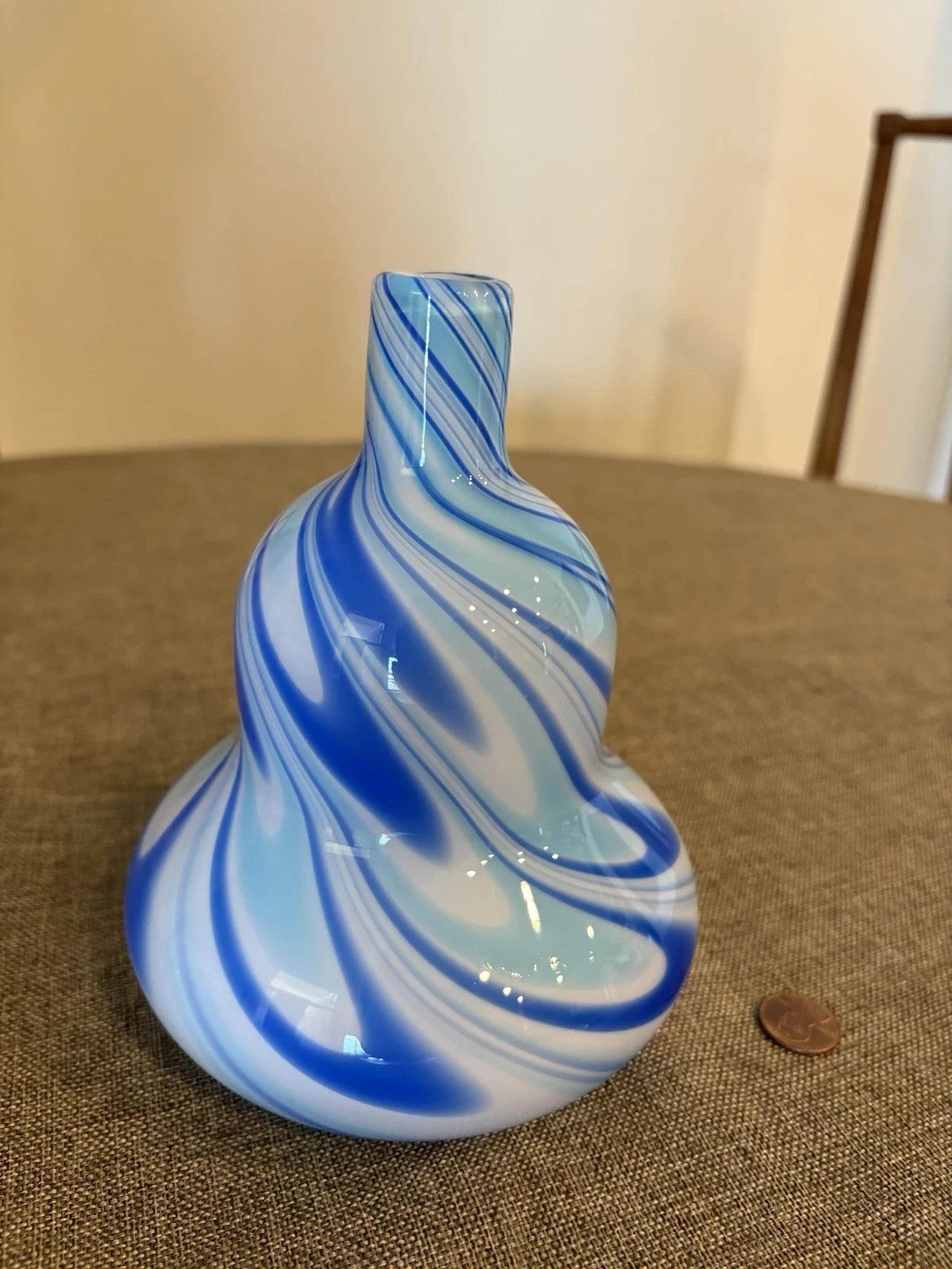 Murano Blue & White Swirled Angel Wings Vase Blown Art Glass MCM 6.5x5.5” Italy